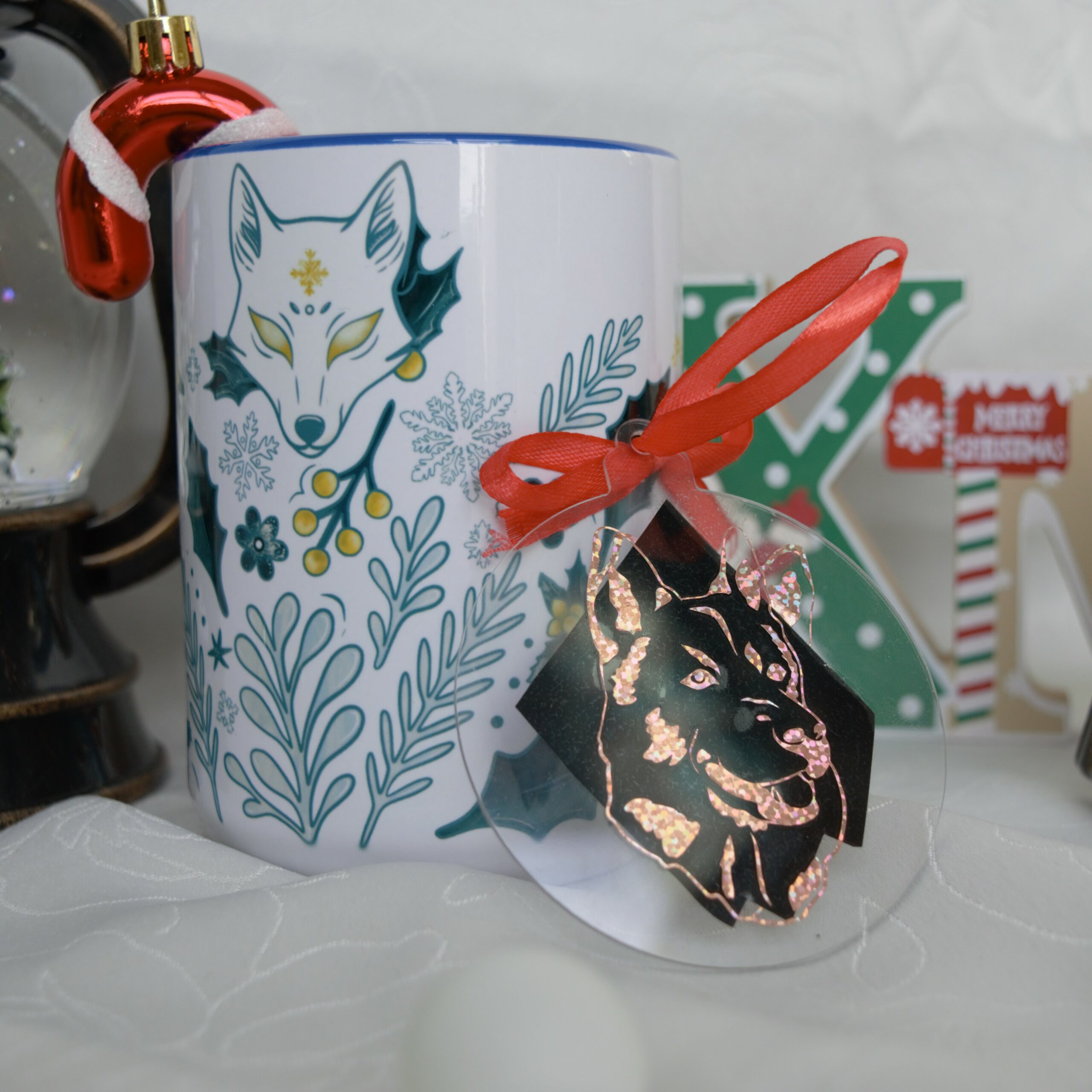 🎁 La Box Mug & Boule de Noël – Le duo parfait pour un hiver magique ❄️